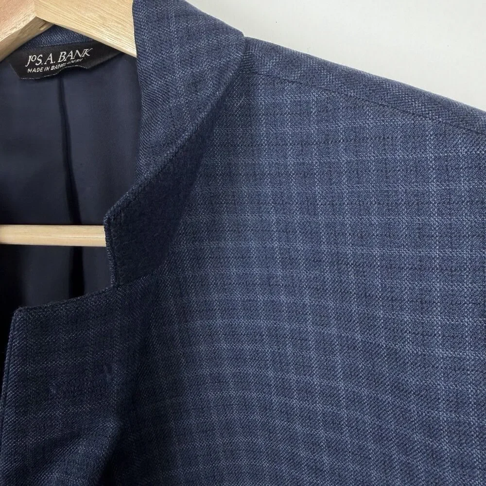 Jos. A Bank Travelers Collection Blazer 40R Tailored Fit Blue Plaid Wool Jacket
